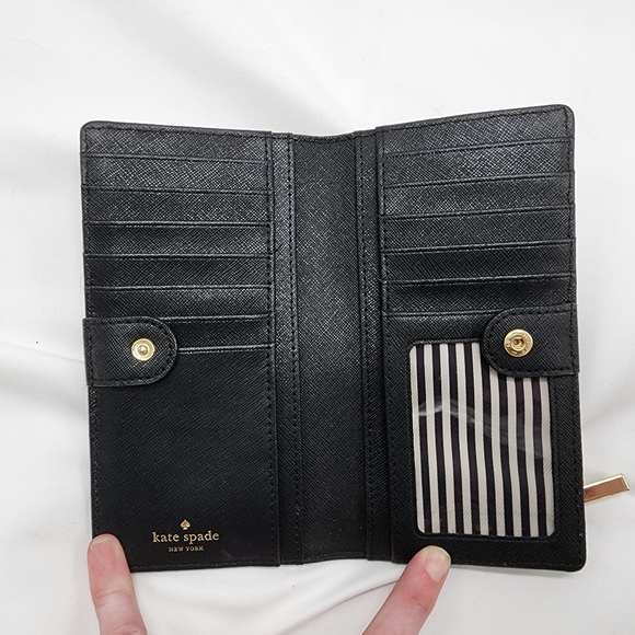 Kate Spade Wallet - Picture 2 of 3